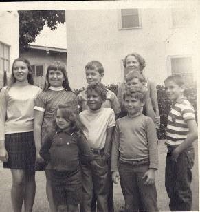 Ученики частной школы Джотиприи – 1960-е.